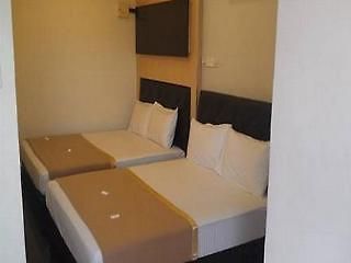 New Wave Vines Hotel Seri Kembangan Esterno foto